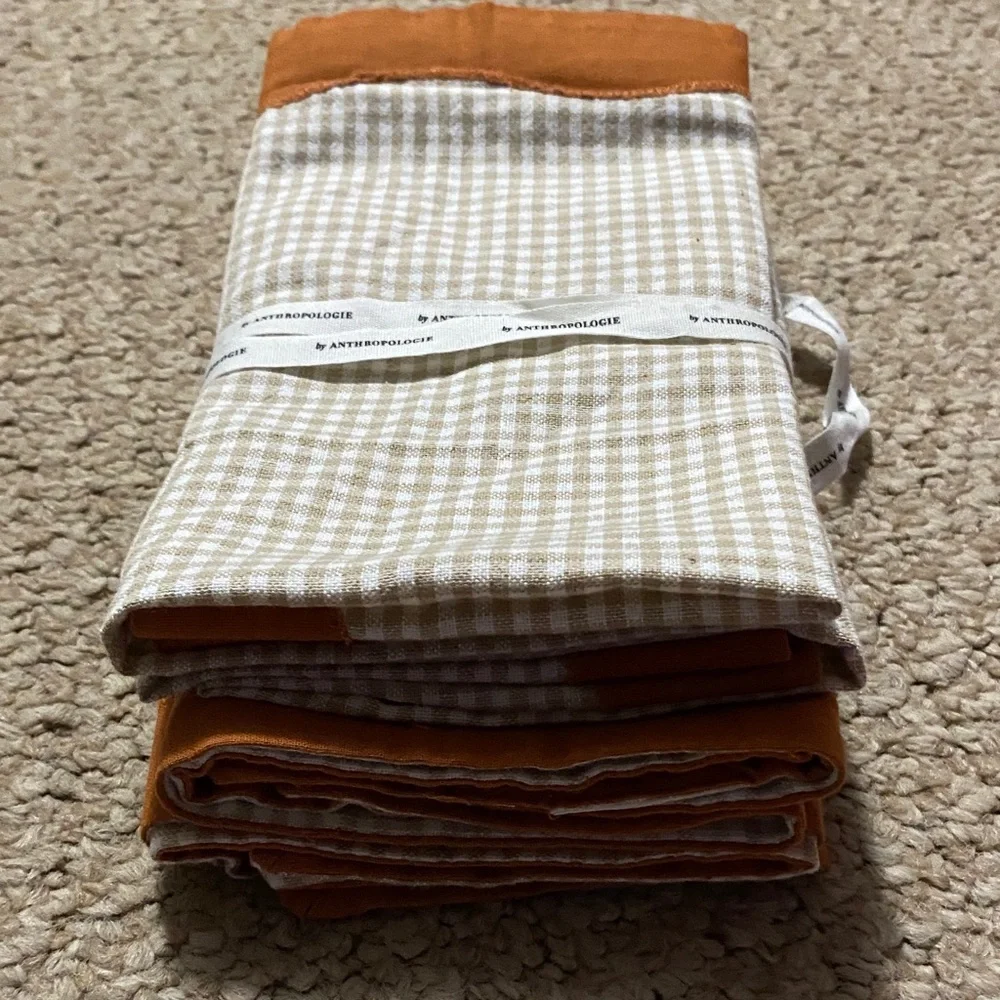 Anthropology cloth 18x18 size napkins burnt orange border , checkered inside NWT
